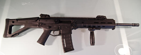 my Real-Steel Venom ACR...too bad Canada won't let her in...she lives at the New Mexico NRA clubhouse...vers1...3g's plus tax!