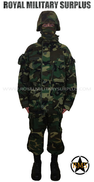 Kit (Paratrooper)   US Woodland
www.royalmilitarysurplus.com